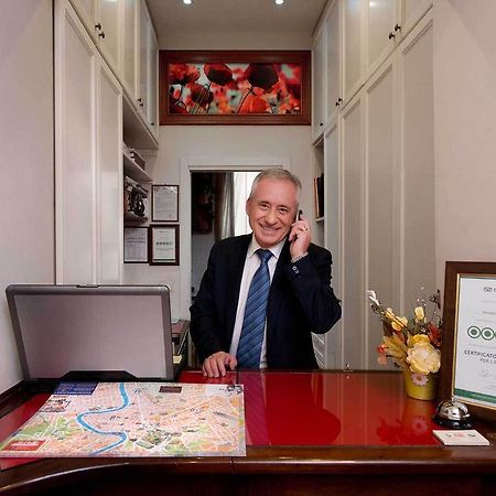 مبيت وإفطار روما Residenza Domiziano المظهر الخارجي الصورة